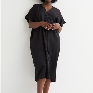 H&M kaftan dress. S